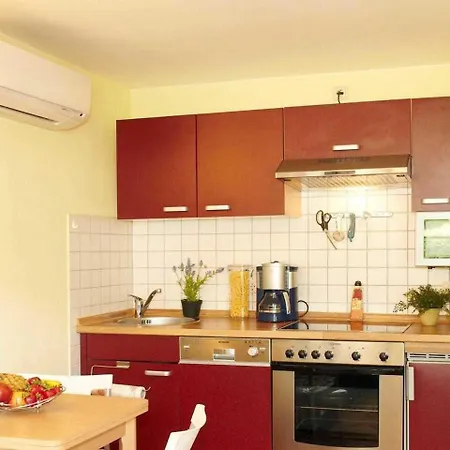 Bergstrasse Ferienaus B1 Tatil Evi