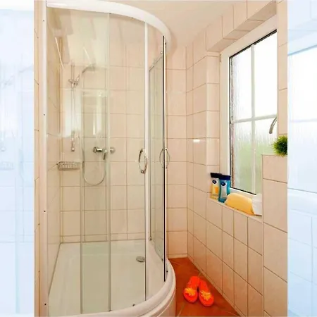 Bergstrasse Ferienaus B1 Tatil Evi